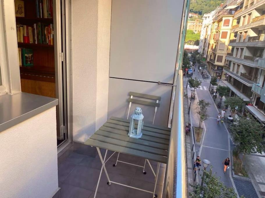 Terraza Playa Y Calle Peatonal Ess03377 San Sebastián Esterno foto